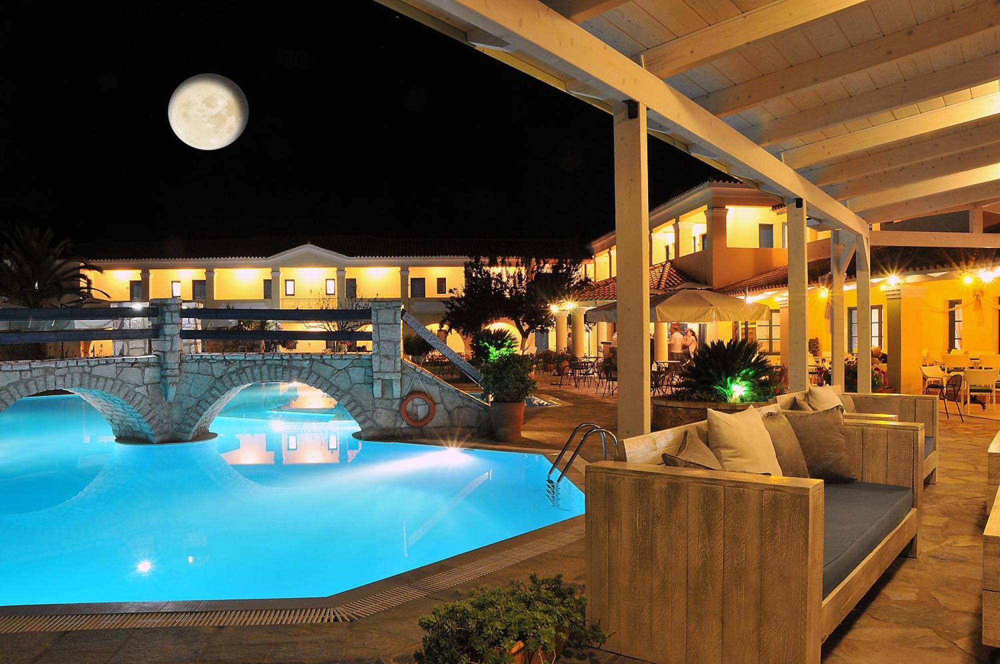 Karavostasi Beach Hotel Пердіка Екстер'єр фото